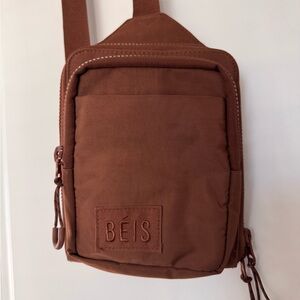 Beis Sport Sling